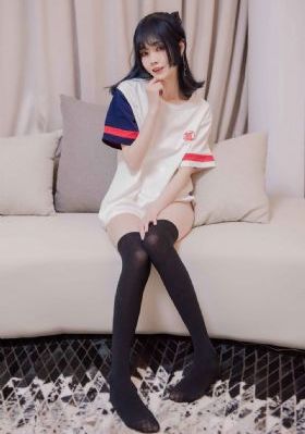 李丽珍不纽扣的女孩