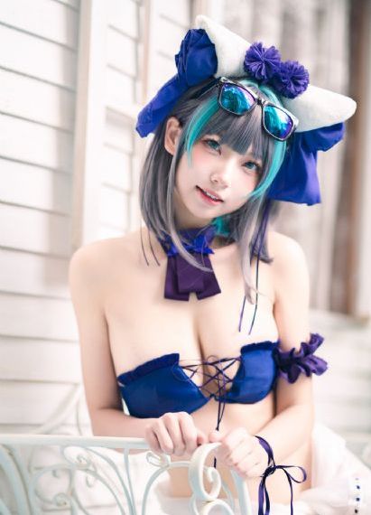年轻的新妈妈
