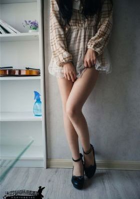 小龙女比杨过大几岁