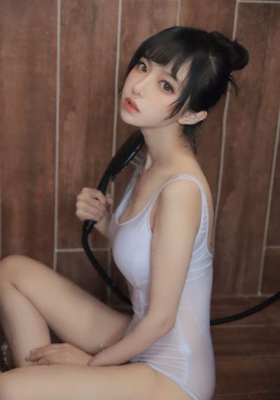 公在厨房要了我中文字幕